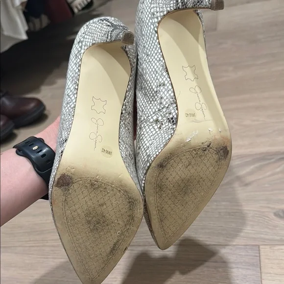 Jessica Simpson Snakeskin Pattern Women's Pumps - Picture 6 of 7